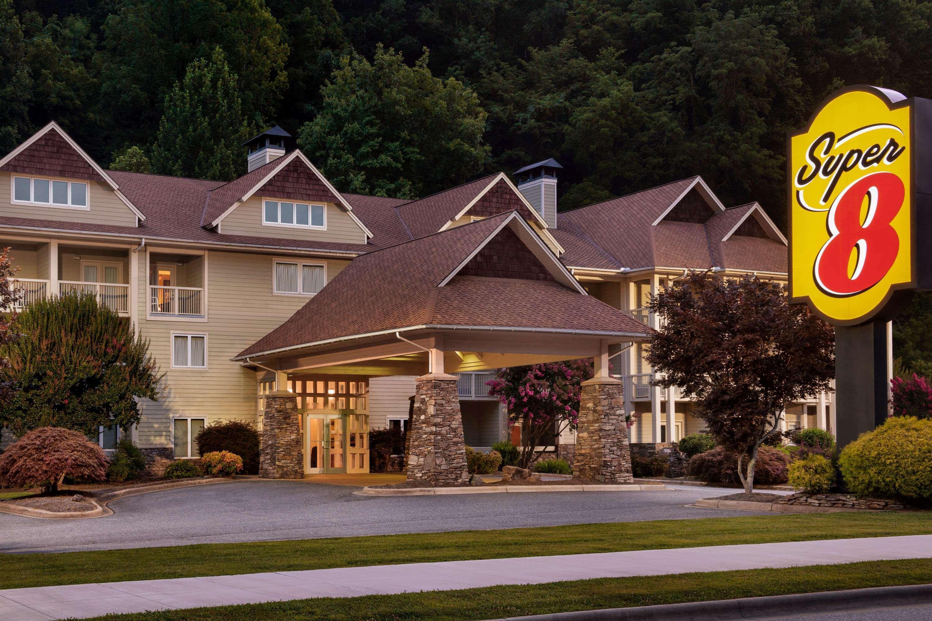 Super 8 By Wyndham Cherokee Extérieur photo
